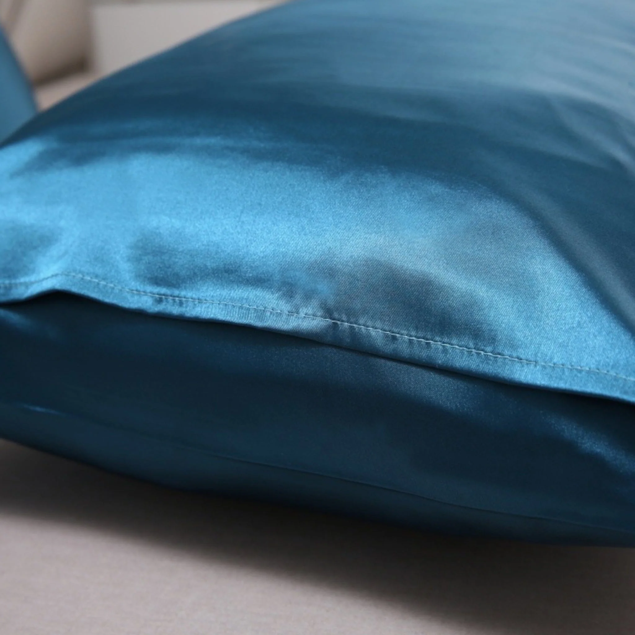100% Natural 25-Momme Mulberry Silk Pillow Case - Image 4