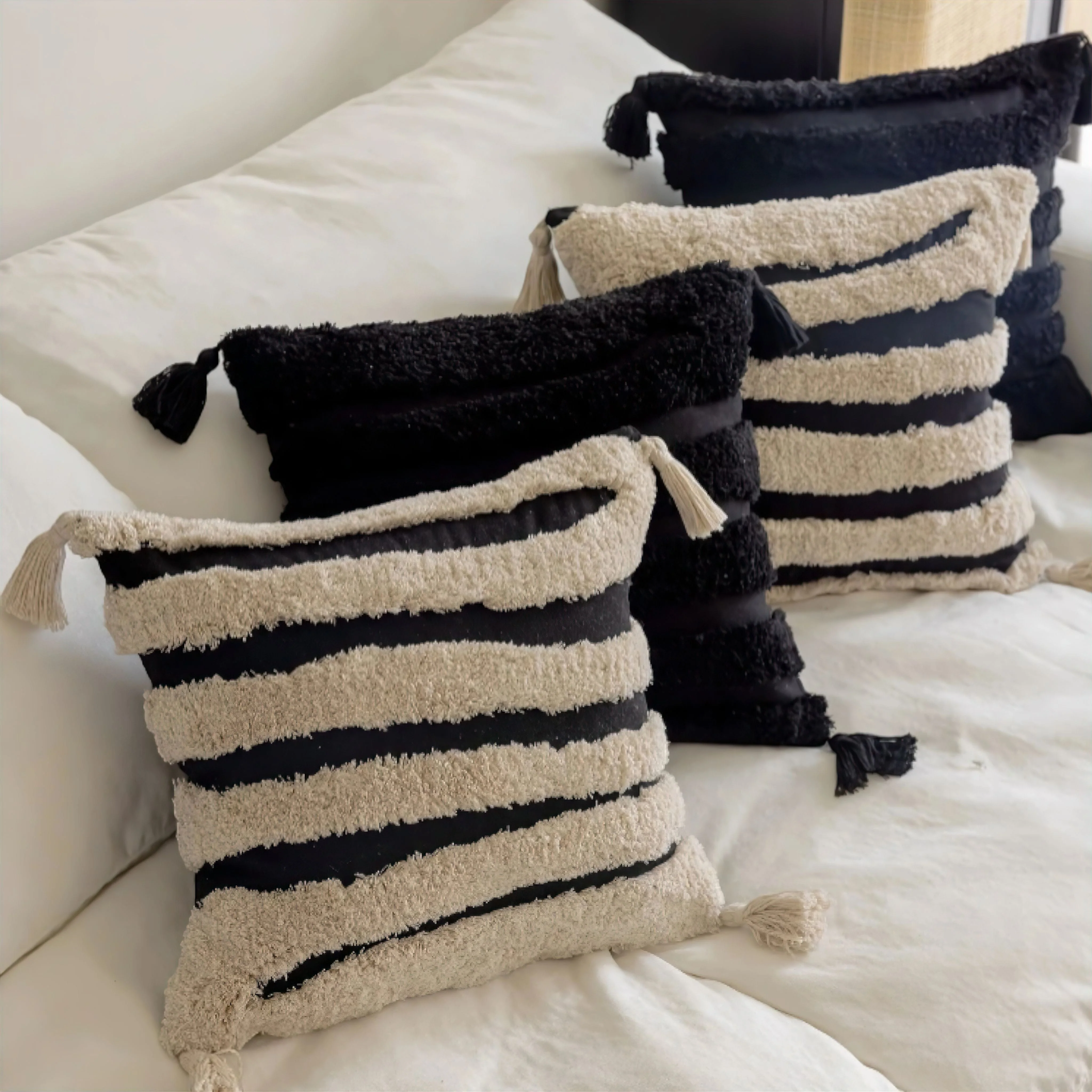 Liliane Cushion Cover