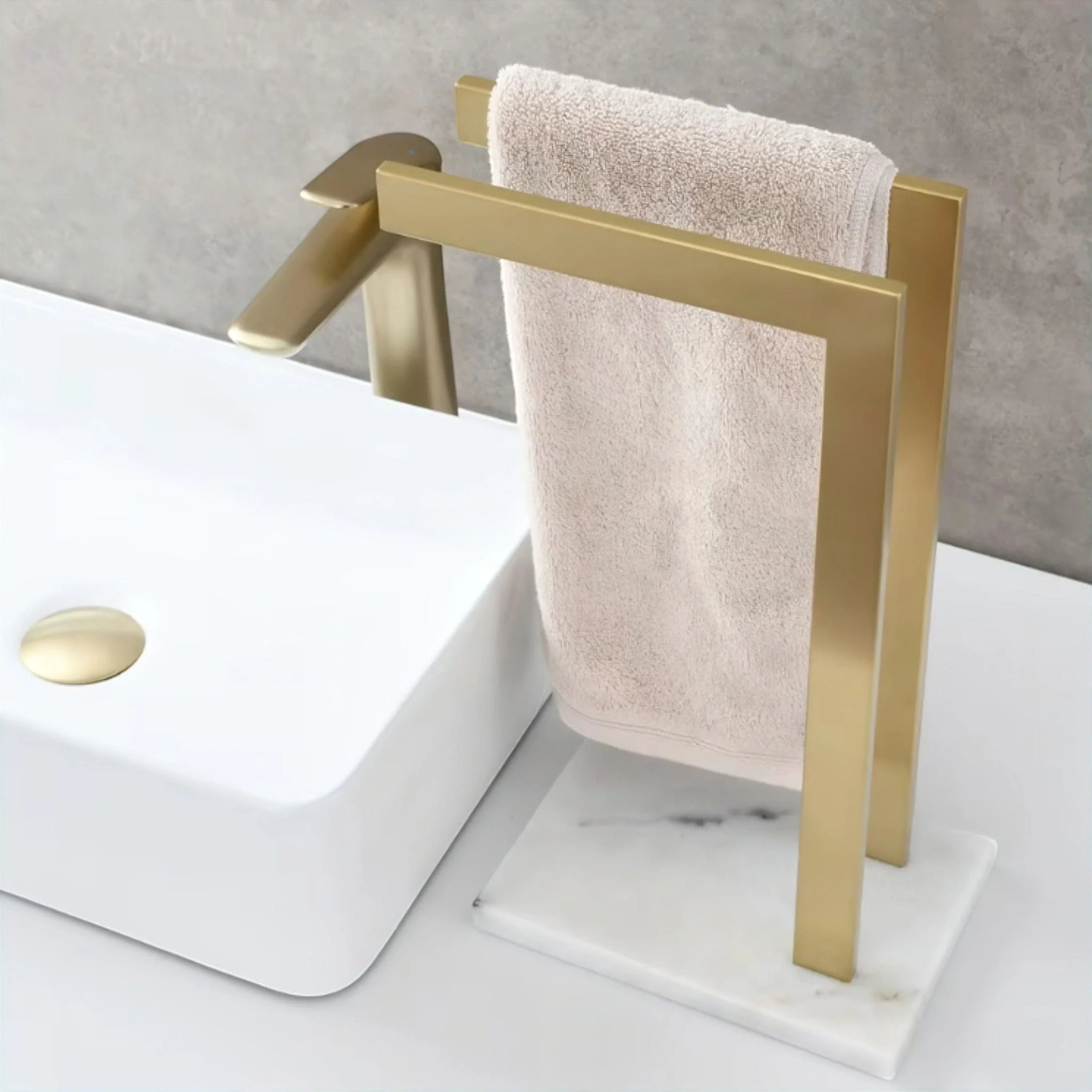 Giovanni Towel Holder - Image 4