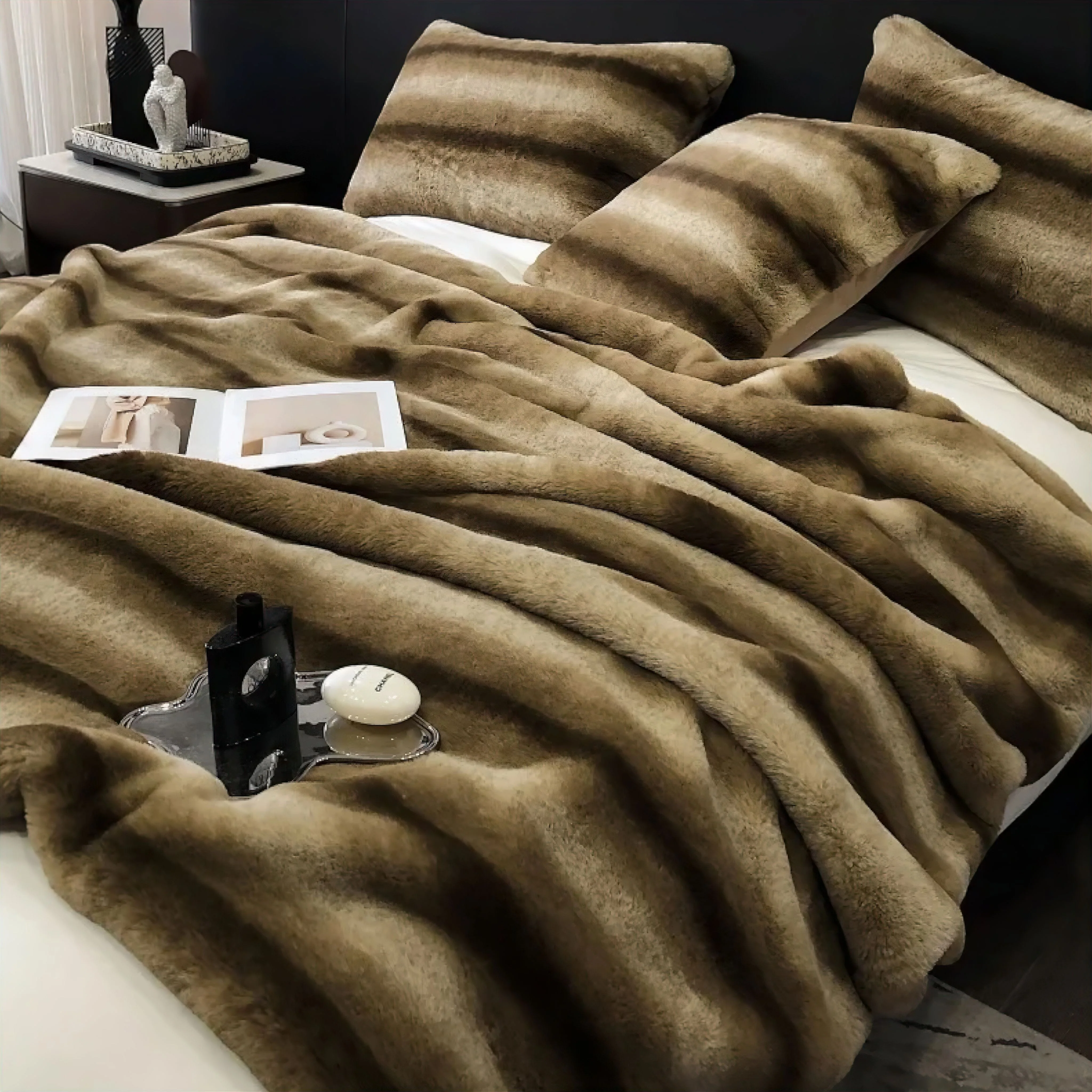 Giovanna Blanket - Image 4