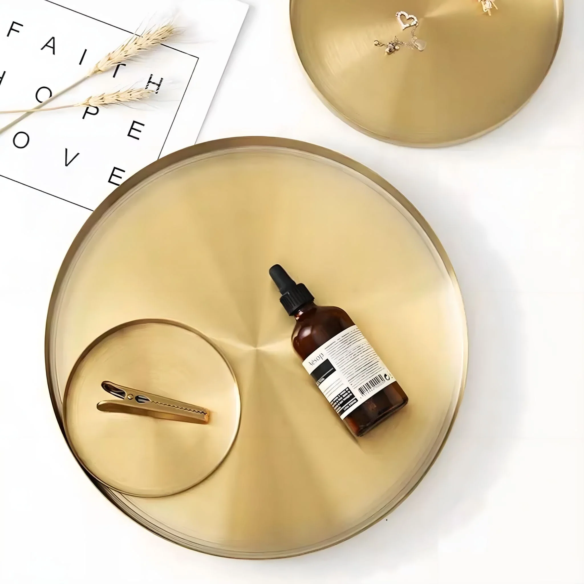 Golden Round Organiser Tray - Image 4