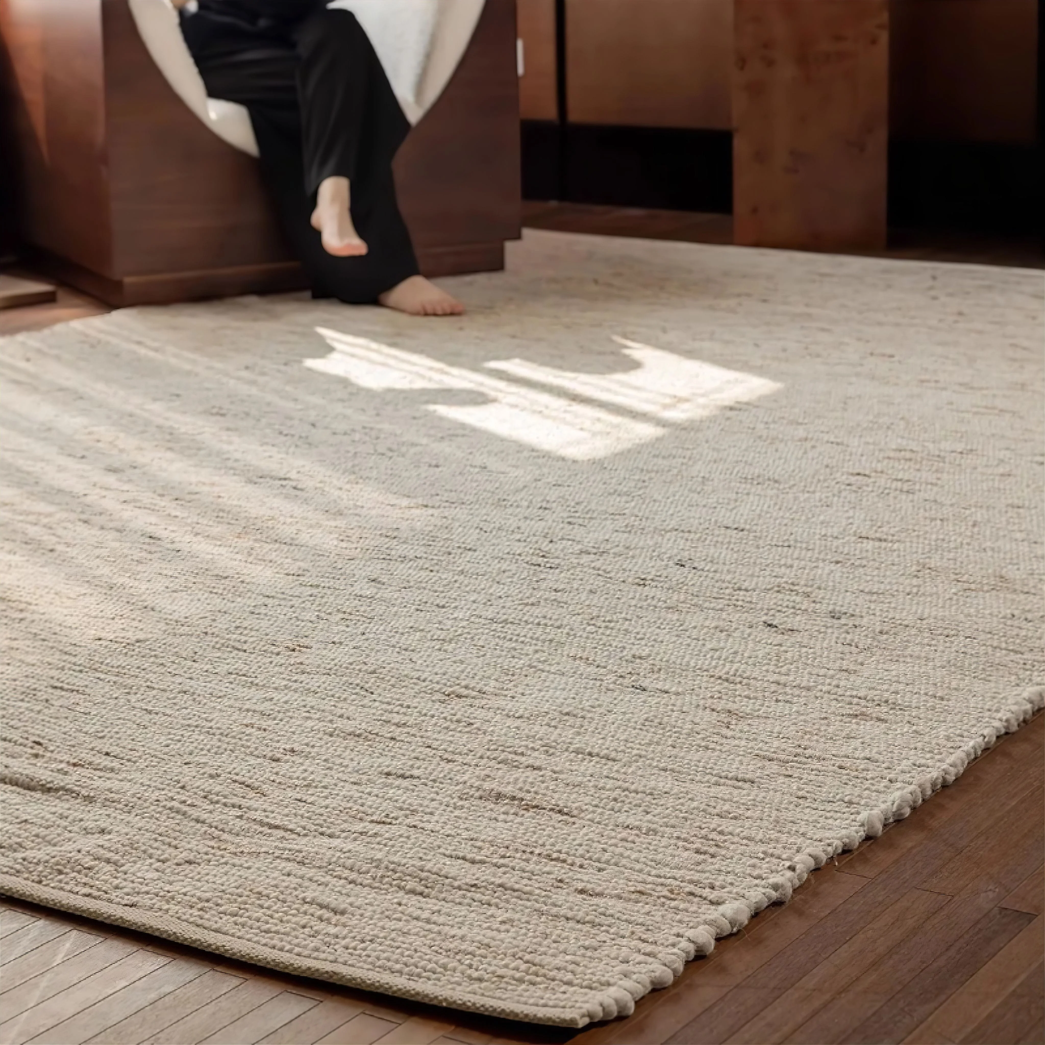 Claude Wool Rug - Image 4