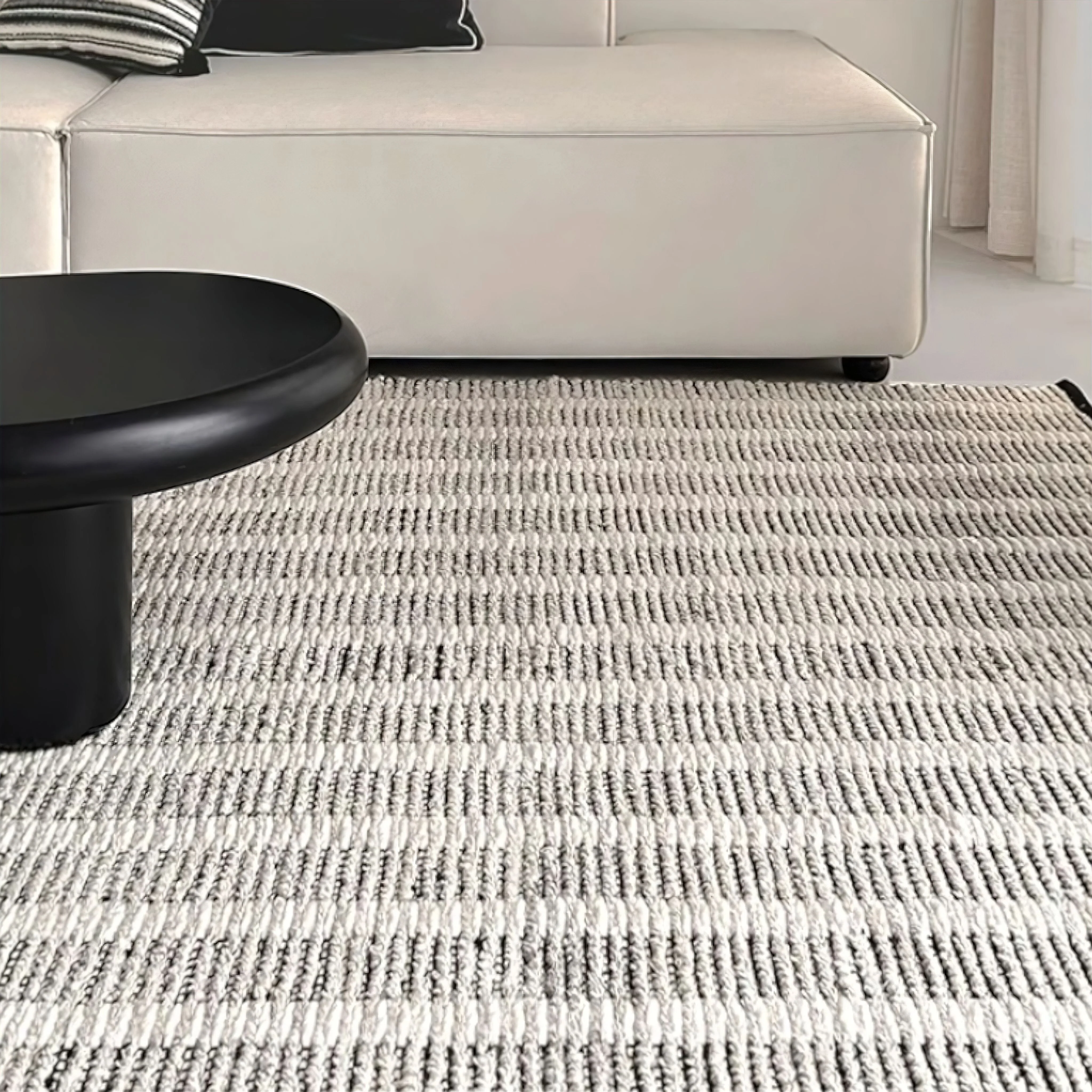 Lucie Rug - Image 5