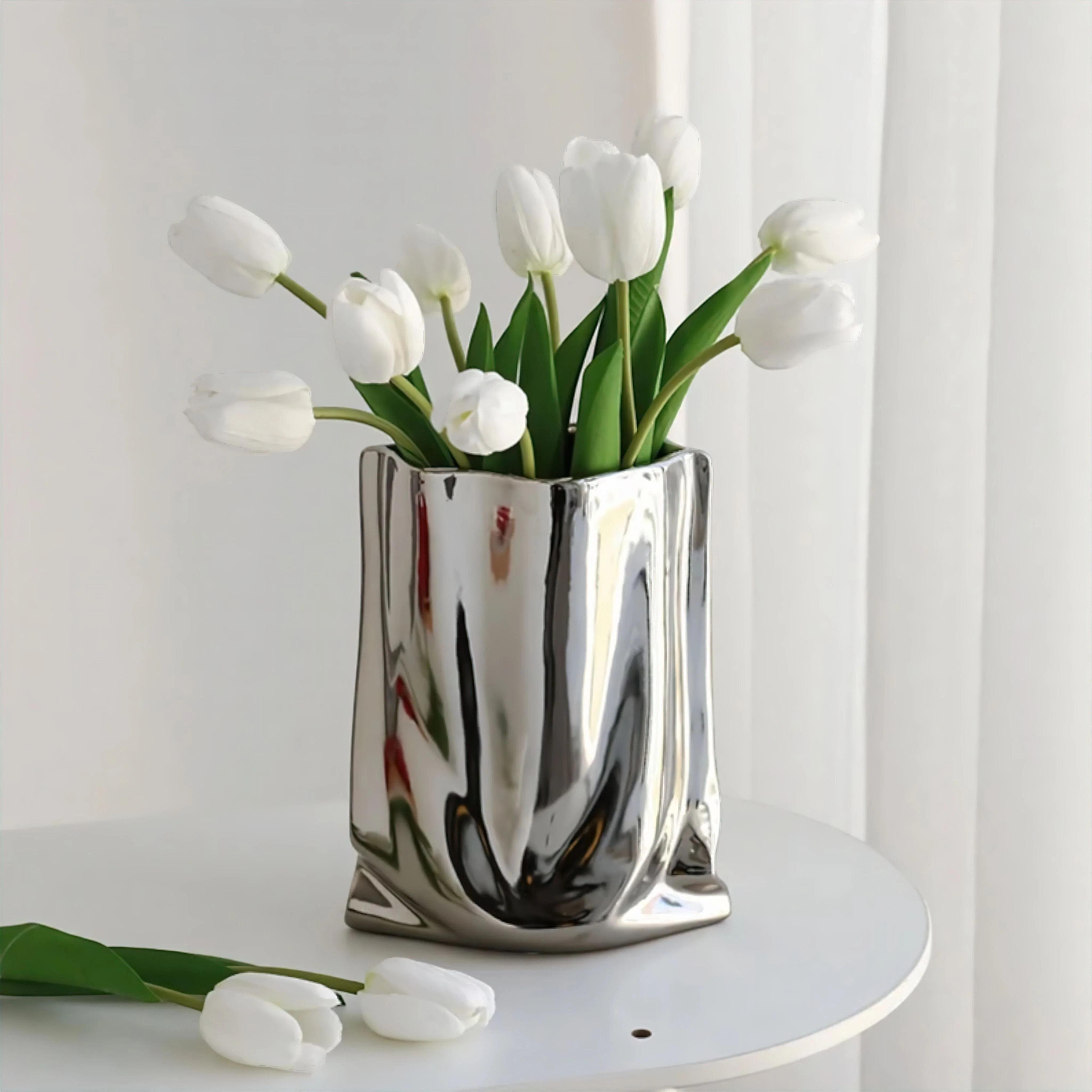 Liquid Silver Vase - Image 3
