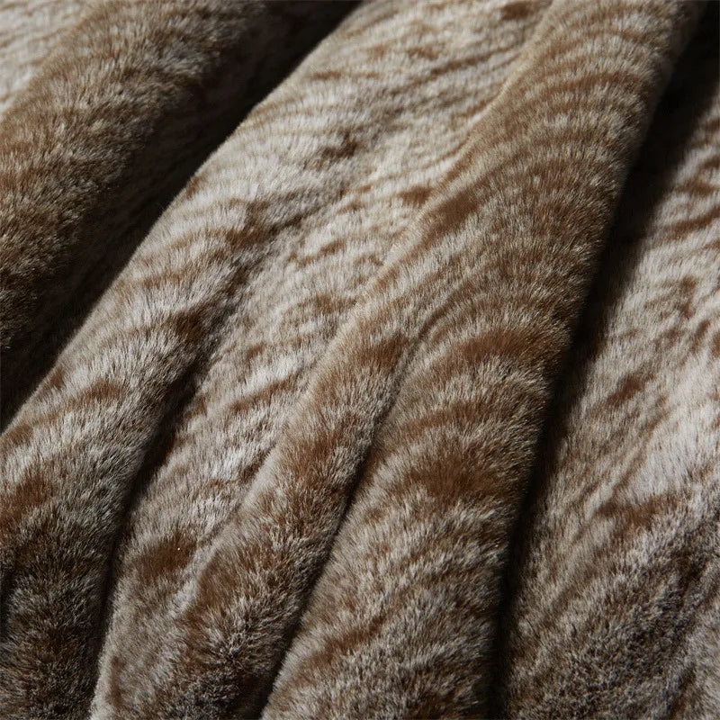 Lucia Fur Blanket - Image 3