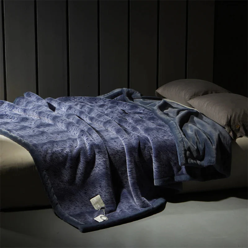 Lucia Fur Blanket - Image 6
