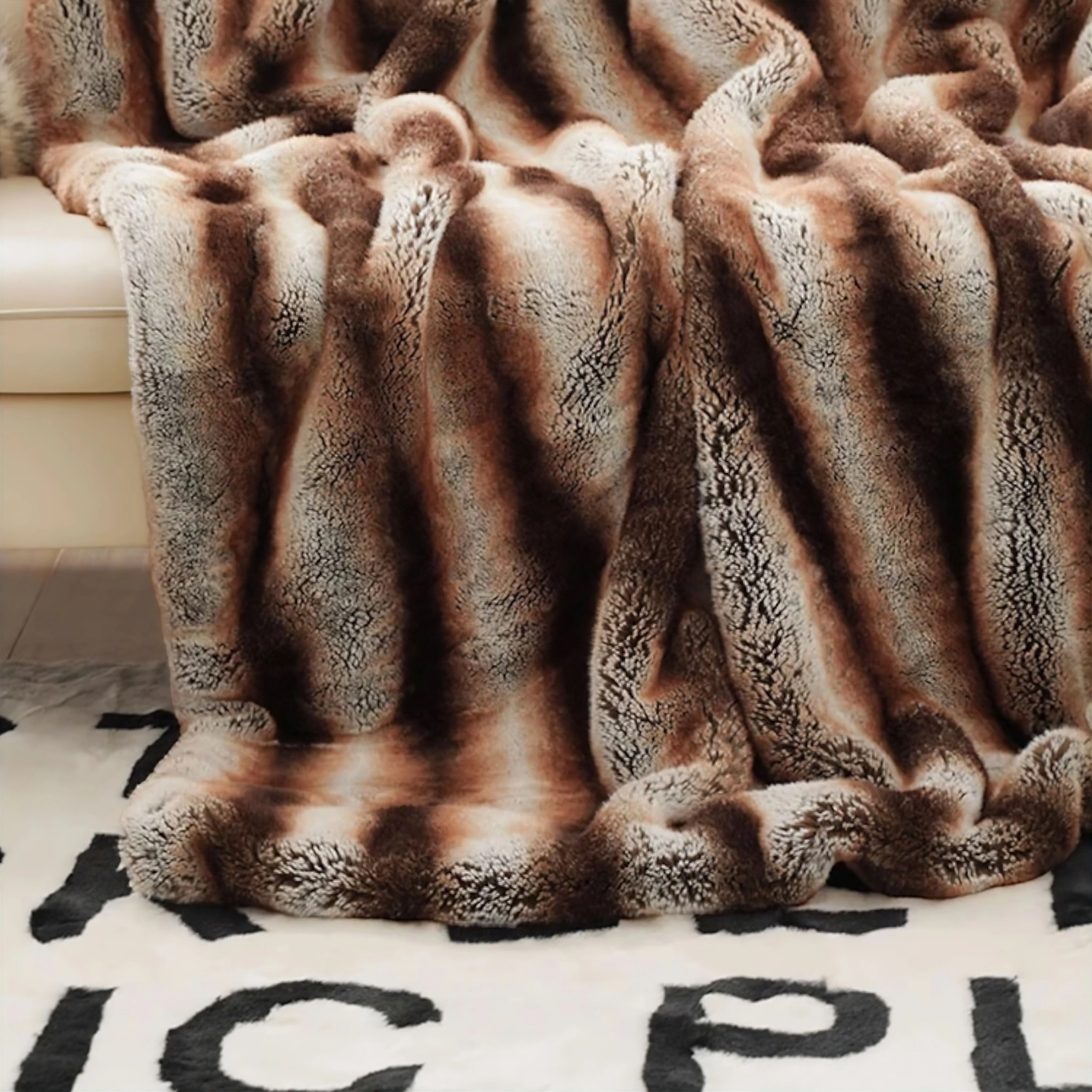 Lorenzo Blanket - Image 6