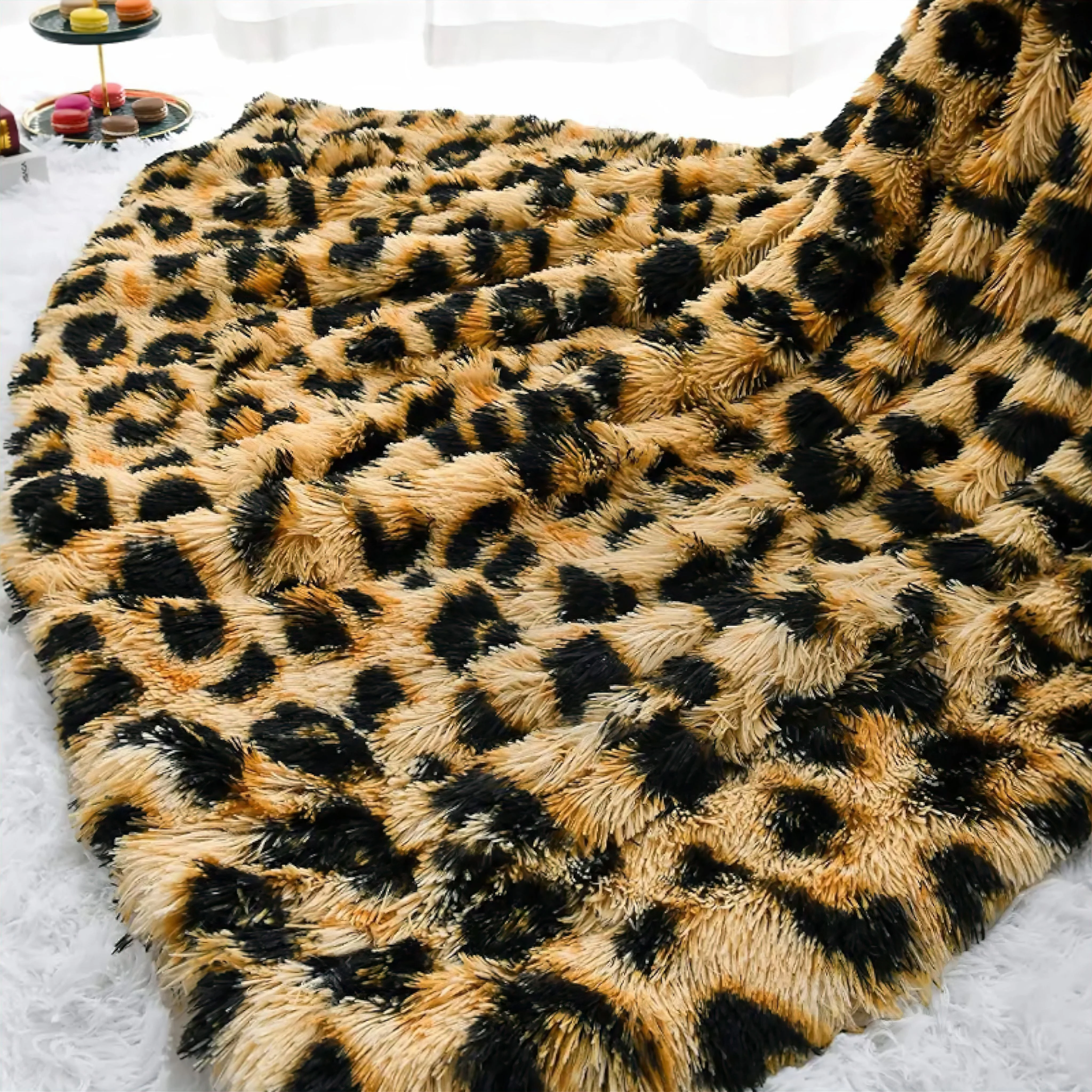 Laura Leopard Blanket - Image 3