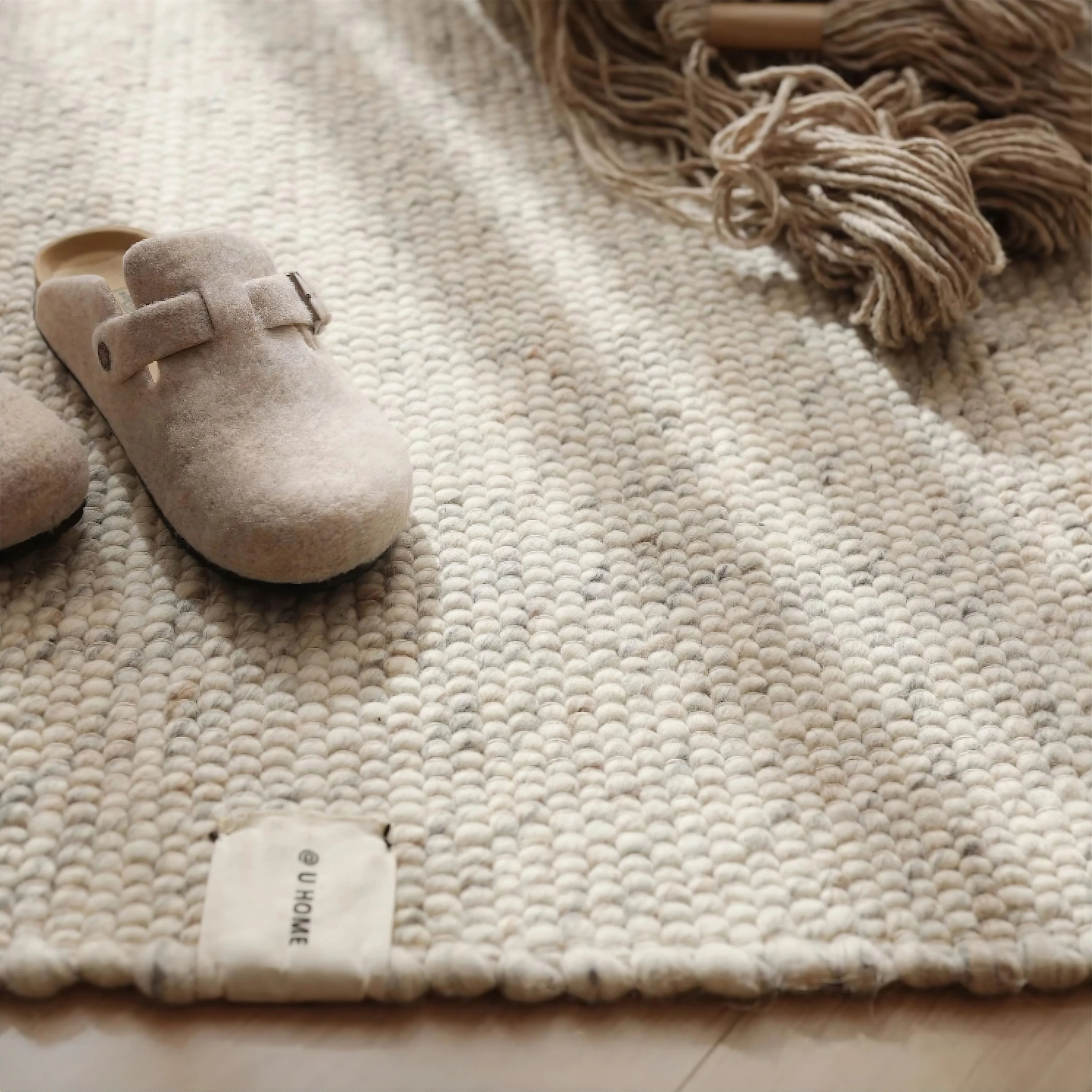 Yori Wool Rug - Image 6