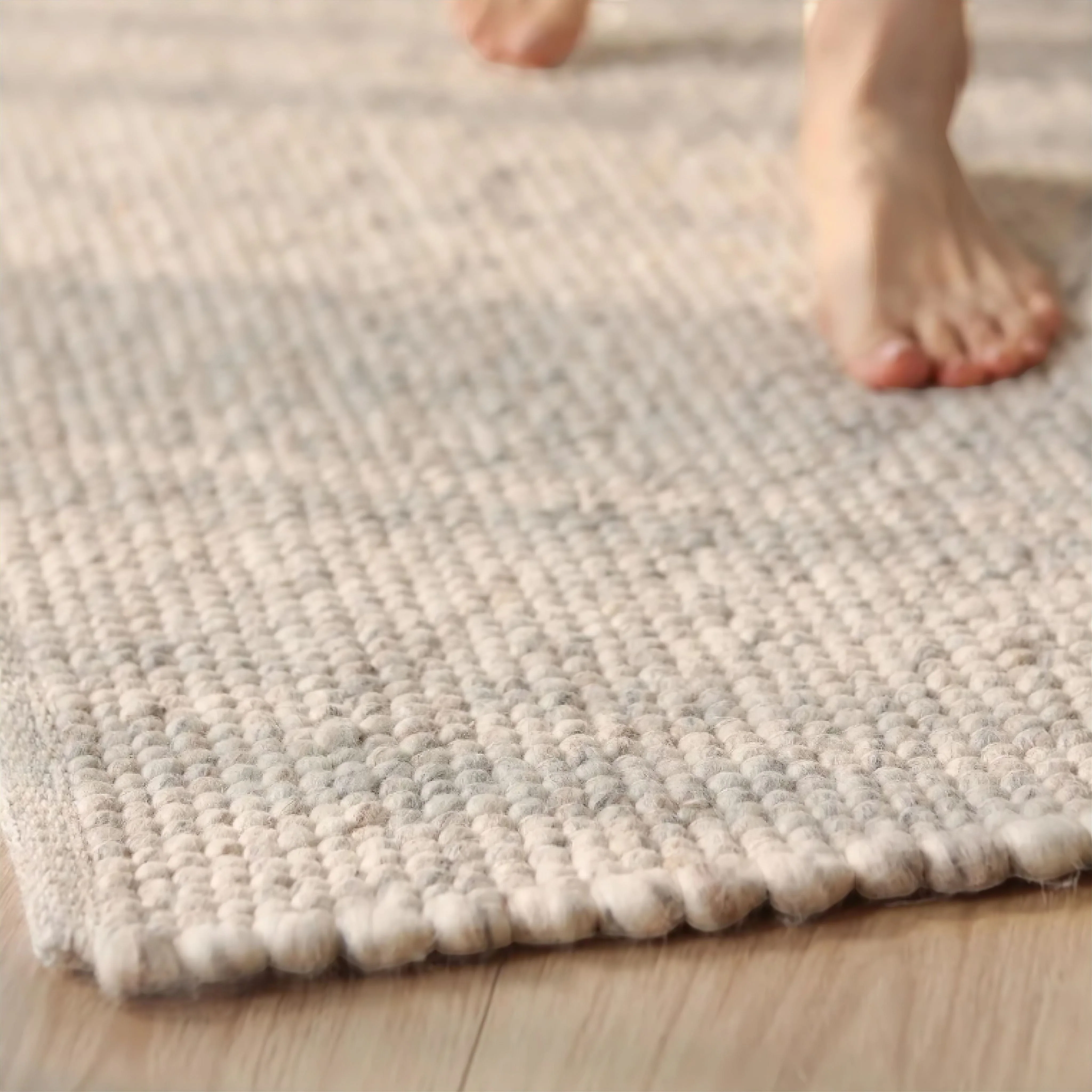 Yori Wool Rug - Image 7