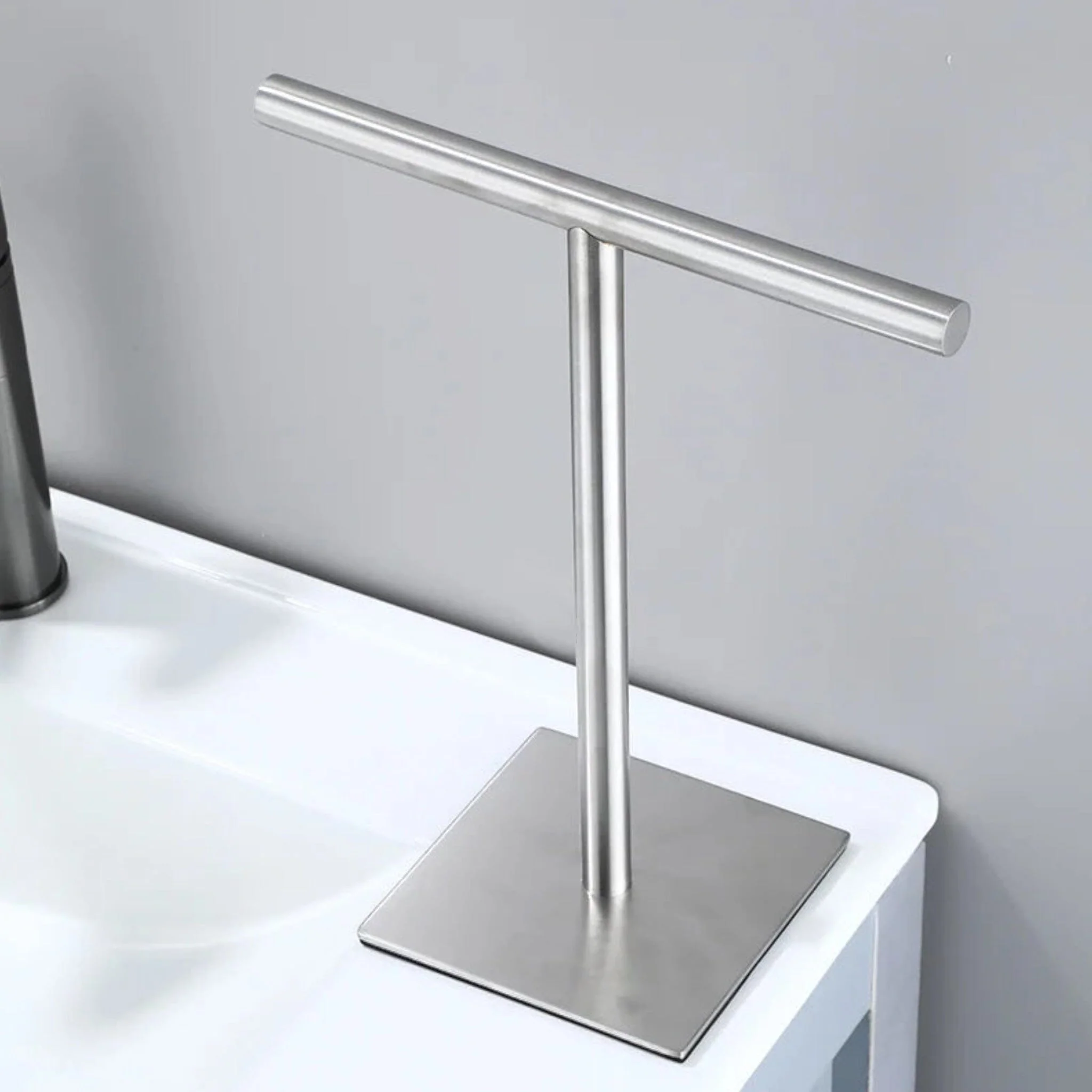 Bianca Towel Rack - Image 6