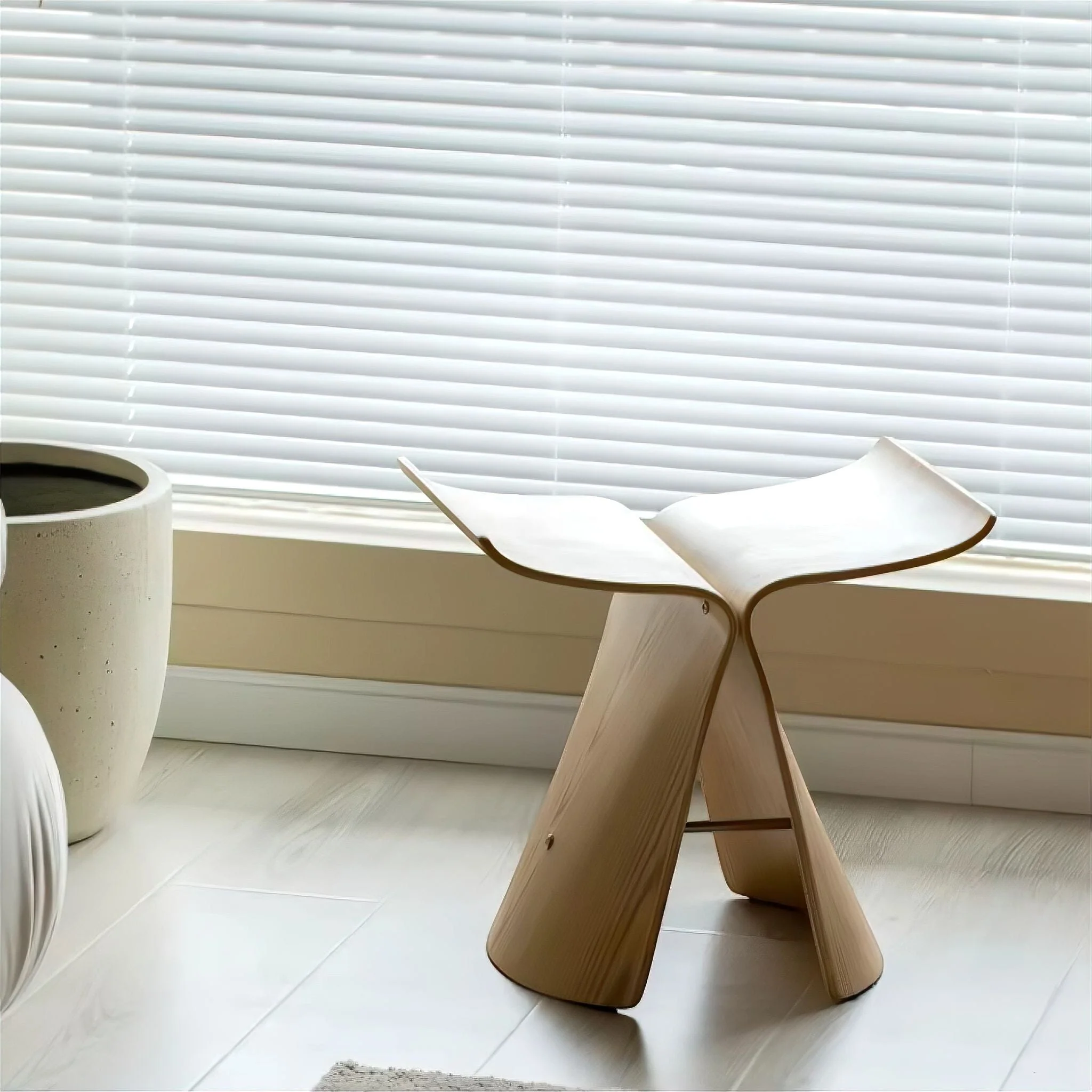 Arianna Side Table - Image 4