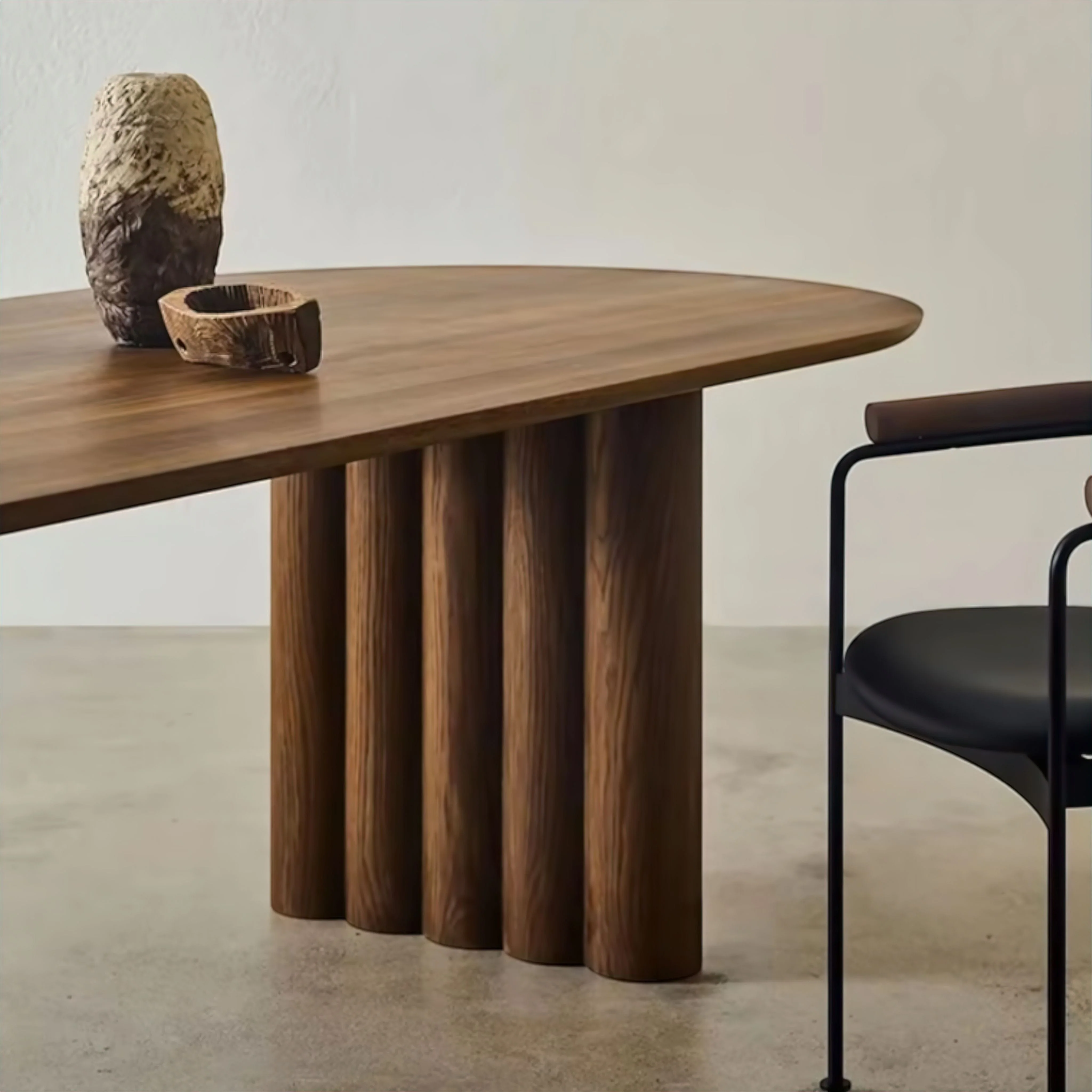 Pascal Oak Dining Table - Image 5
