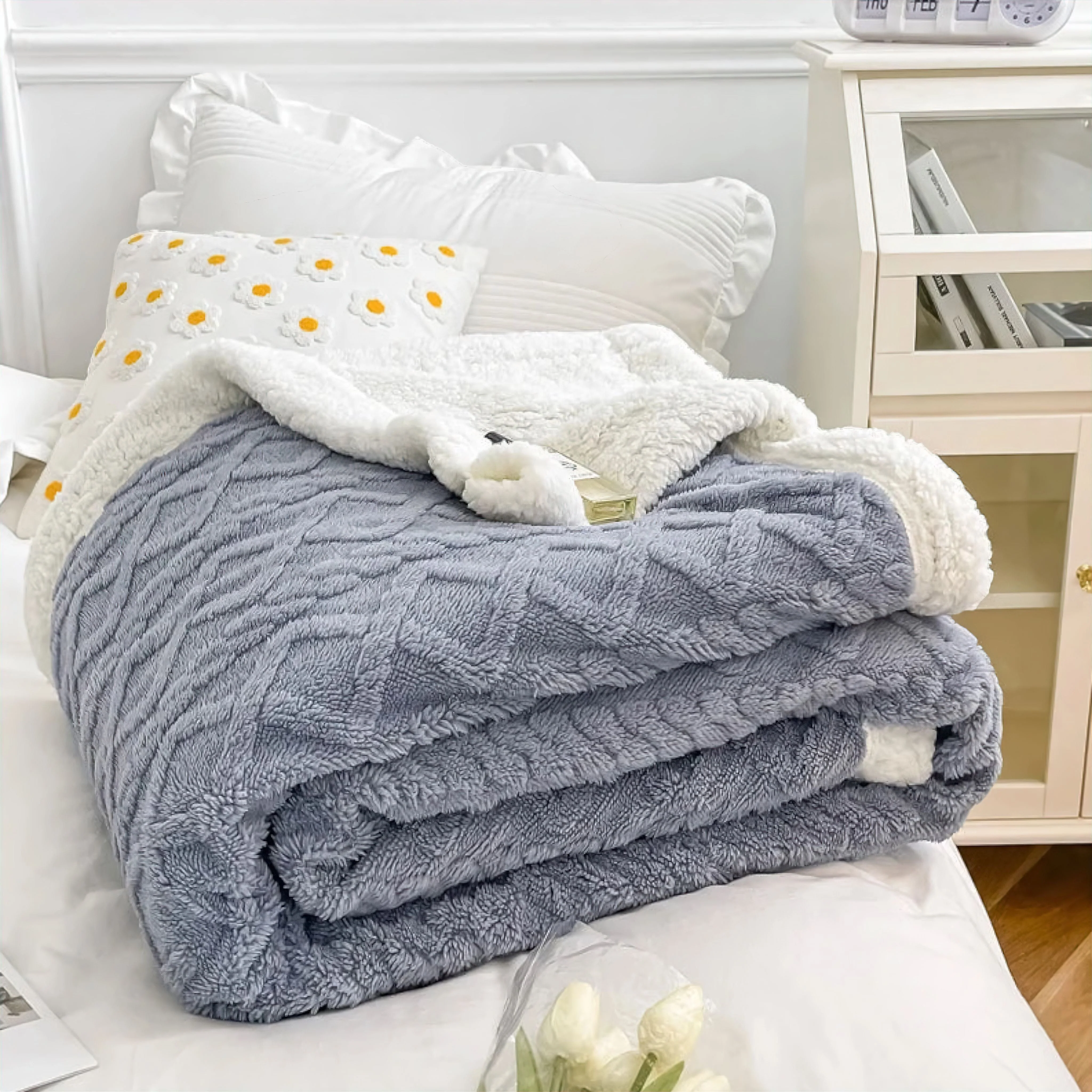 Davide Plaid Blanket - Image 7