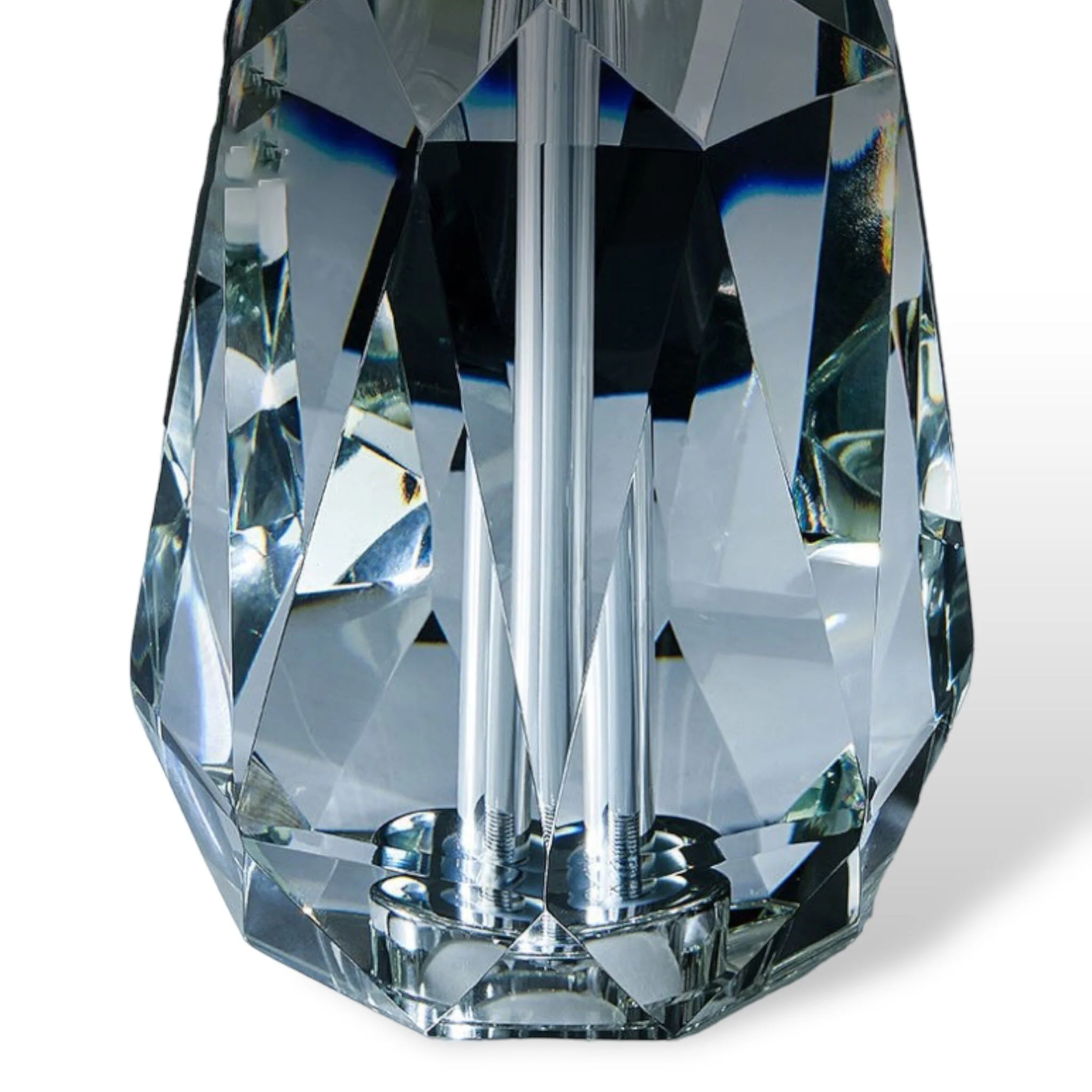 Lucas K9 Crystal Lamp - Image 4