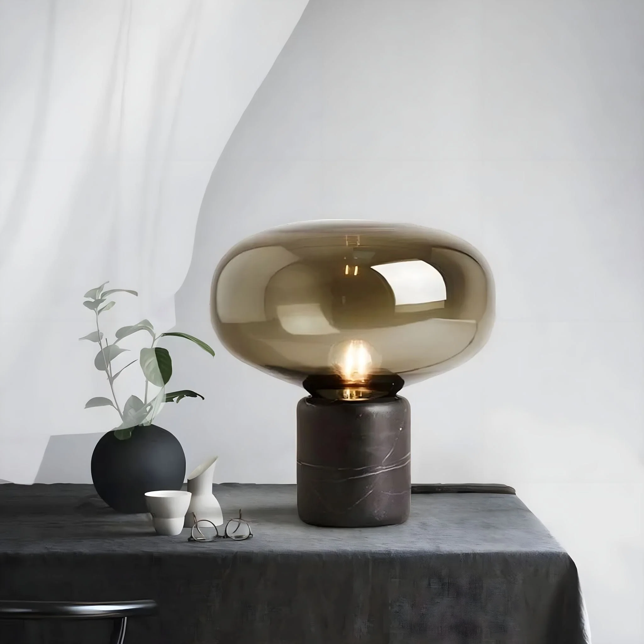 Divanni Marble Lamp - Image 4