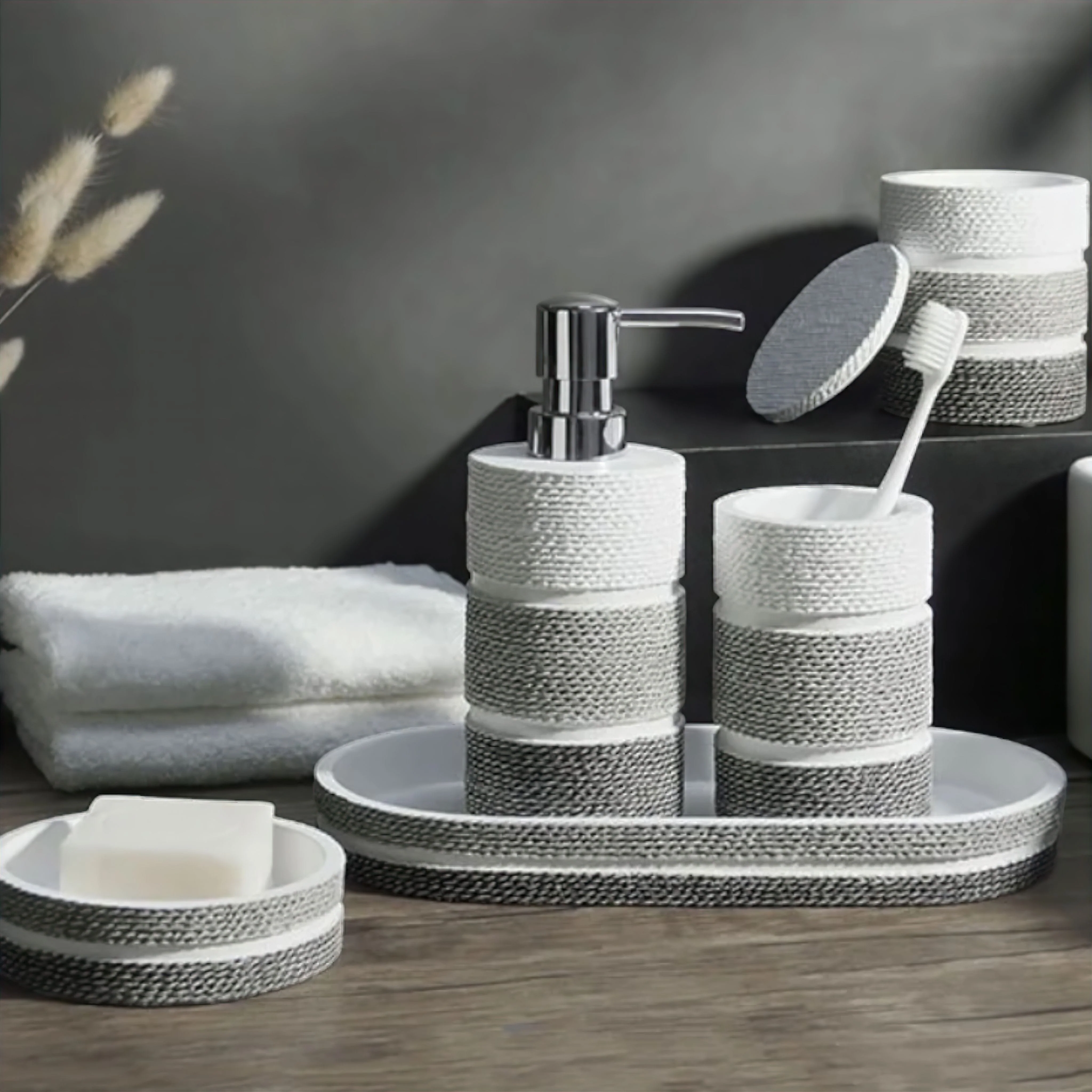 Tranquil Bathroom Accessories Collection - Image 3