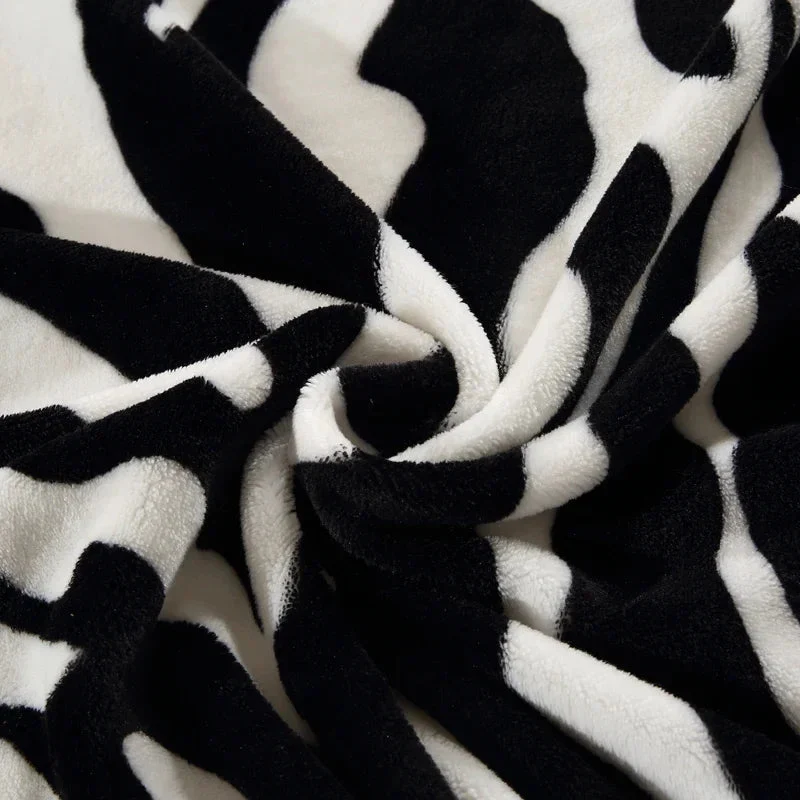 Fabienne Blanket - Image 6