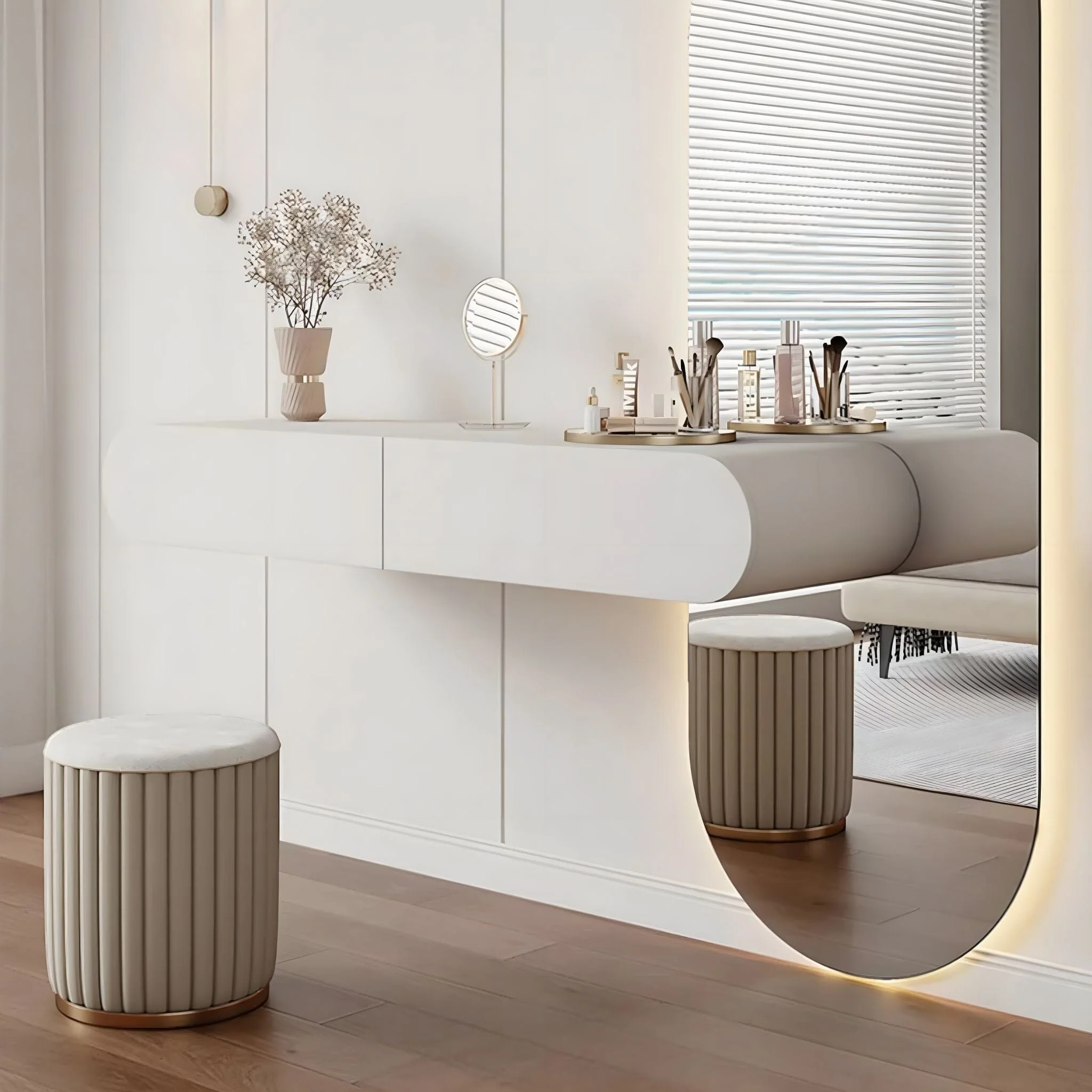 Delinda Dressing Table - Image 4