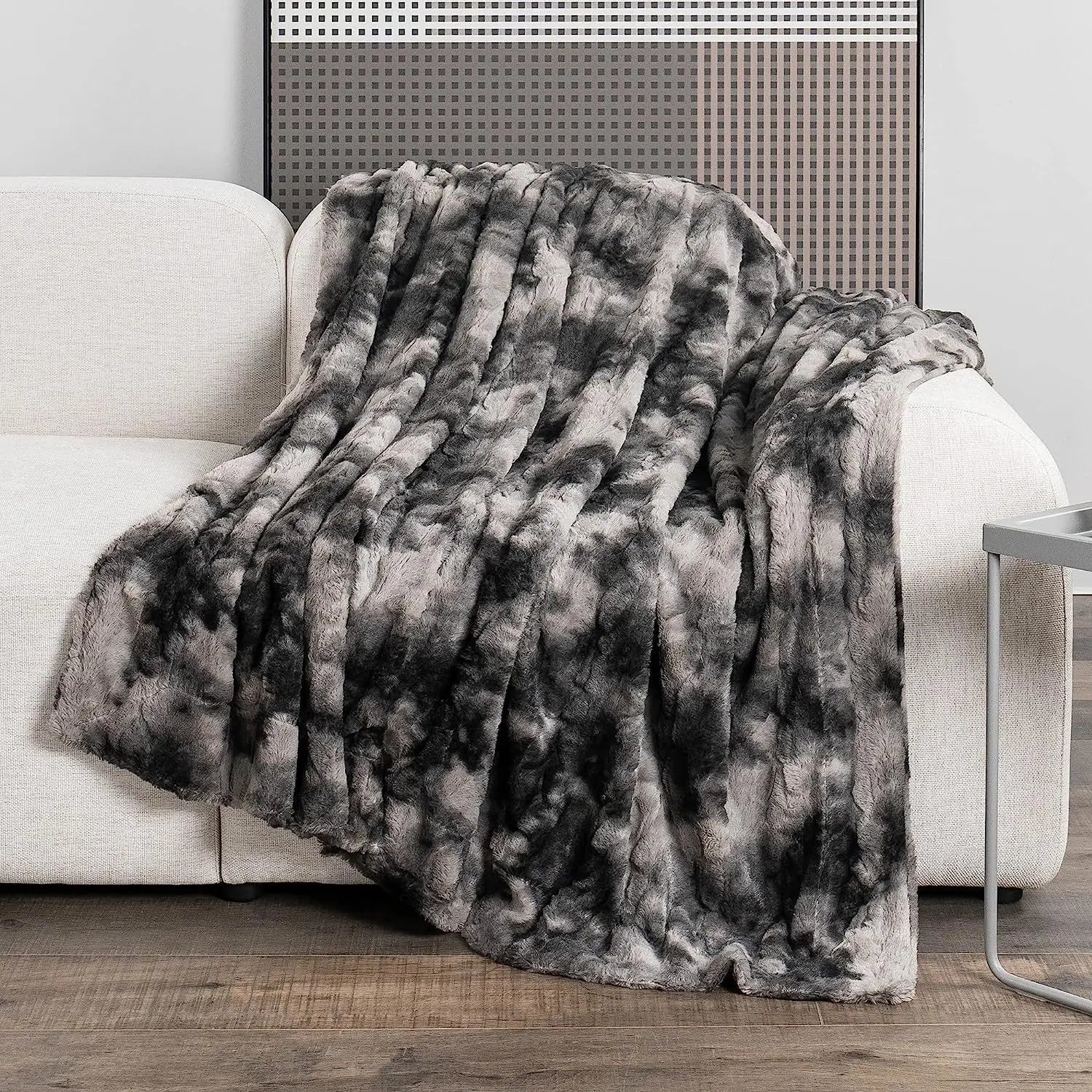 Jeanne Fur Blanket