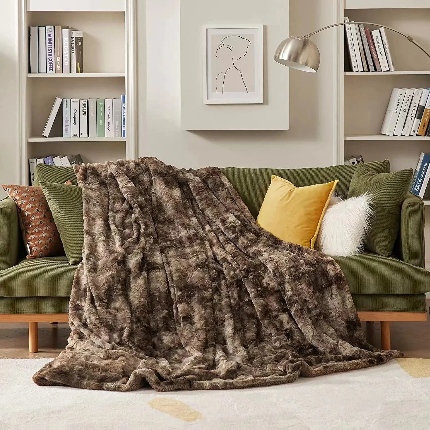 Jeanne Fur Blanket - Image 4